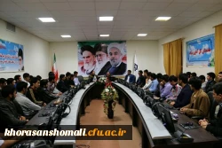 دیدار صمیمی دانشجومعلمان اهل سنت با رئیس دانشگاه فرهنگیان استان 4