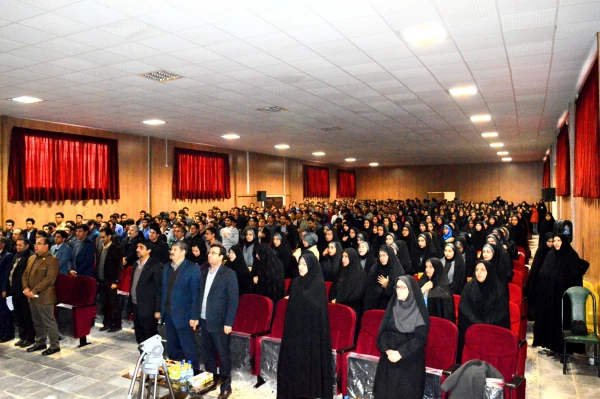مراسم باشکوه روز دانشجو(16 آذر) در دانشگاه فرهنگیان خراسان شمالی برگزارشد 2