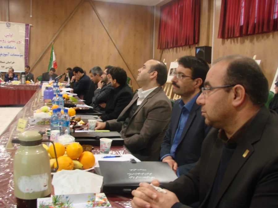 اولین تور علمی روسا و معاونان دانشگاه ها و موسسات آموزش عالی استان با حضور در دانشگاه فرهنگیان استان 4