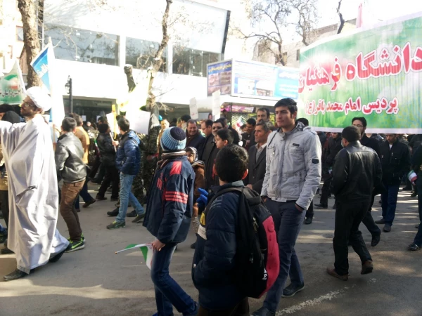 حضور پرشور کارکنان،دانشجویان و اساتید دانشگاه فرهنگیان خراسان شمالی در راهپیمایی 22 بهمن  15