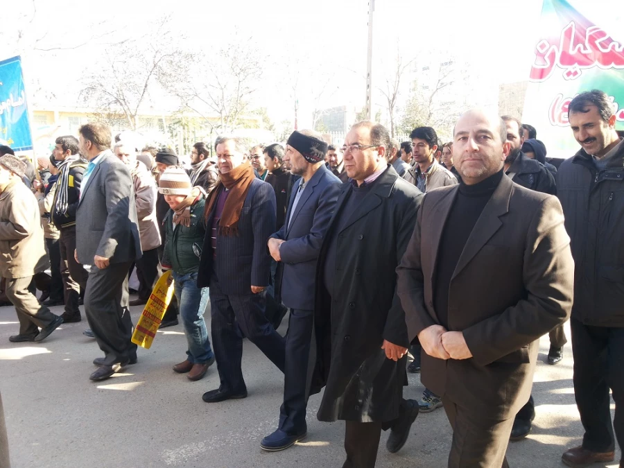 حضور پرشور کارکنان،دانشجویان و اساتید دانشگاه فرهنگیان خراسان شمالی در راهپیمایی 22 بهمن  19