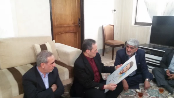 دیدار آقای دکتر مهر محمدی سرپرست دانشگاه فرهنگیان با خانواده شهید عبداله برزگر 7