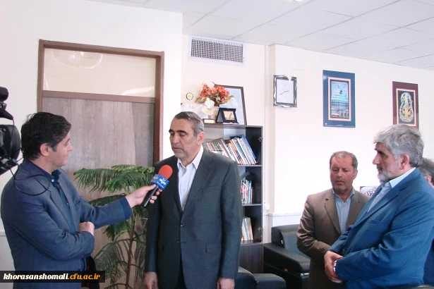 نشست صمیمی دکتر نظر پور با مدیر کل آموزش و پرورش استان و مدیر کل نوسازی ،توسعه و تجهیز مدارس استان و سرپرست دانشگاه فرهنگیان استان در محل دانشگاه فرهنگیان خراسان شمالی 2