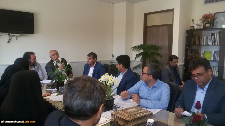 برگزاری جلسه شورای آموزشی و پژوهشی پردیس های دانشگاه فرهنگیان خراسان شمالی

دومین جلسه شورای آموزشی و پژوهشی پردیس های دانشگاه فرهنگیان خراسان شمالی در مورخ 22/03/1396 در اتاق ریاست مدیریت امور پردیس های خراسان شمالی با حضور اعضاء جلسه تشکیل گردید. 2