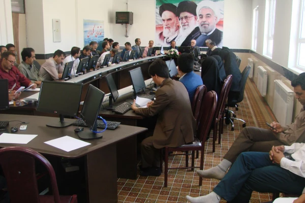 برگزاری نشست توجیهی کارگاه ستاد مبارزه با قاچاق کالا و ارز در بین دانشجویان و کارکنان  دانشگاه فرهنگیان استان

اولین کارگاه توجیهی  ستاد مبارزه با قاچاق کالا و ارز در بین دانشجویان و کارکنان دانشگاه فرهنگیان  در پردیس امام محمد باقر(ع) با همکاری استاندا