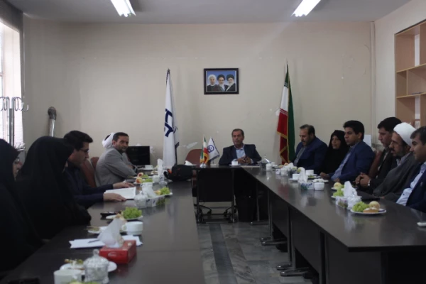 جلسه معارفه سرکار خانم قوچانی مقدم به عنوان سرپرست پردیس امام جعفر صادق(ع) با حفظ سمت 2