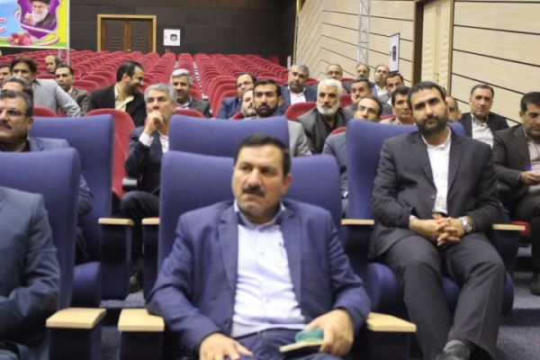 مدیرکل سیاسی و فرهنگی حراست های کل کشور خبر داد


فعالیت ۱۲۰ هزار نیروی حراستی در کل کشور
 2