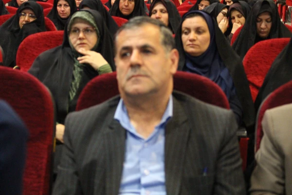 دومین همایش مدیران میزبان دانش اموختگان دانشگاه فرهنگیان خراسان شمالی در روز دوشنبه مورخ 27/06/96 با حضور جناب آقای دکتر ساکی معاون محترم پژوهشی و فناوری دانشگاه فرهنگیان برگزار شد. 
 4