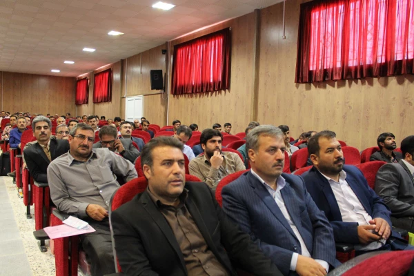 دومین همایش مدیران میزبان دانش اموختگان دانشگاه فرهنگیان خراسان شمالی در روز دوشنبه مورخ 27/06/96 با حضور جناب آقای دکتر ساکی معاون محترم پژوهشی و فناوری دانشگاه فرهنگیان برگزار شد. 
 6