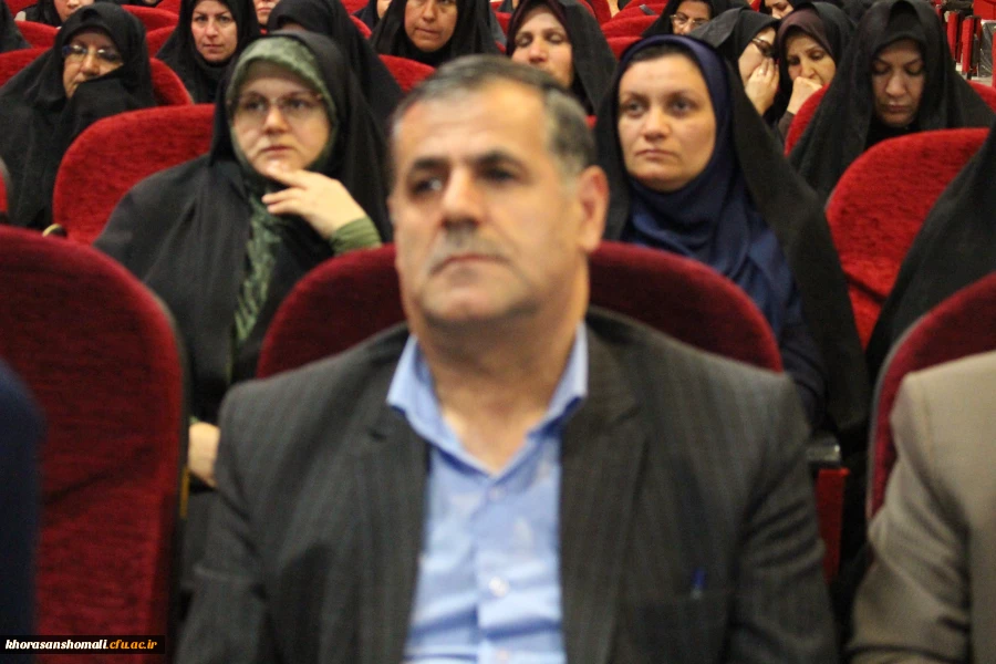 دومین همایش مدیران میزبان دانش اموختگان دانشگاه فرهنگیان خراسان شمالی در روز دوشنبه مورخ 27/06/96 با حضور جناب آقای دکتر ساکی معاون محترم پژوهشی و فناوری دانشگاه فرهنگیان برگزار شد. 
 7