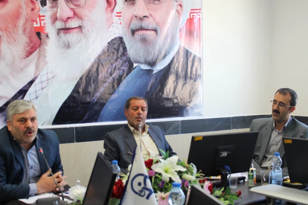 جلسه شورای اداری با حضور کلیه کارکنان پردیس های دانشگاه فرهنگیان خراسان درشهریورماه برگزار گردید 3