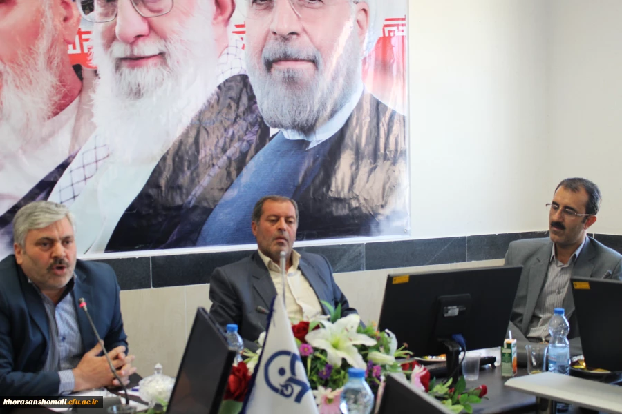 جلسه شورای اداری با حضور کلیه کارکنان پردیس های دانشگاه فرهنگیان خراسان درشهریورماه برگزار گردید 3