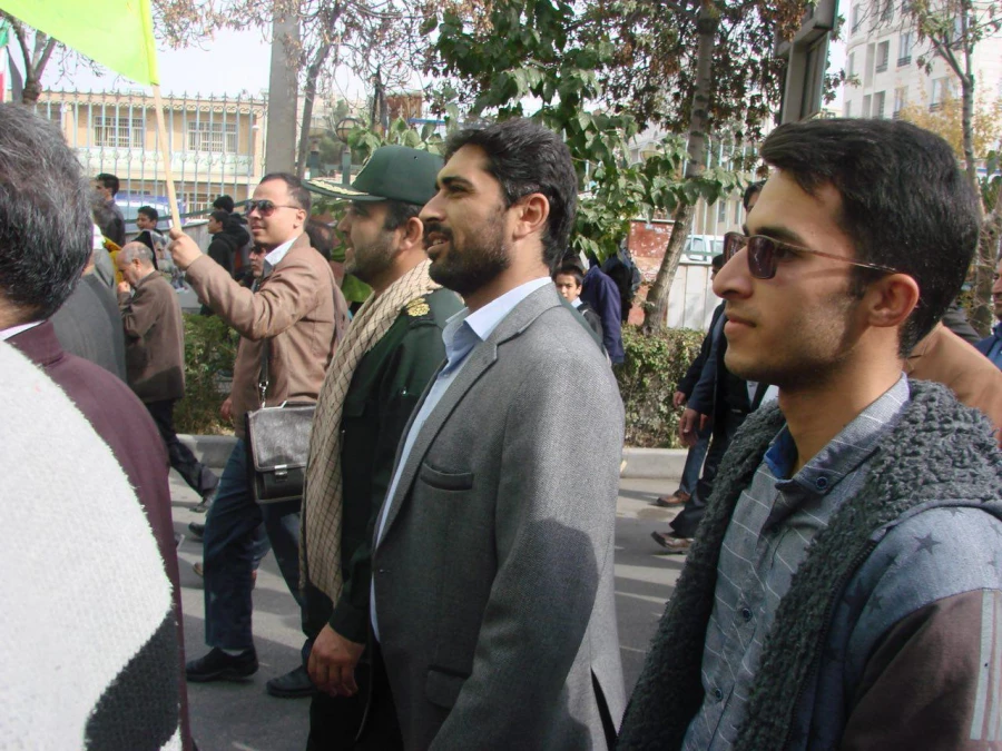 حضور سرپرست دانشگاه فرهنگیان خراسان شمالی به همراه اساتید، کارکنان و دانشجویان در راه پیمایی یوم الله 13 آبان 6