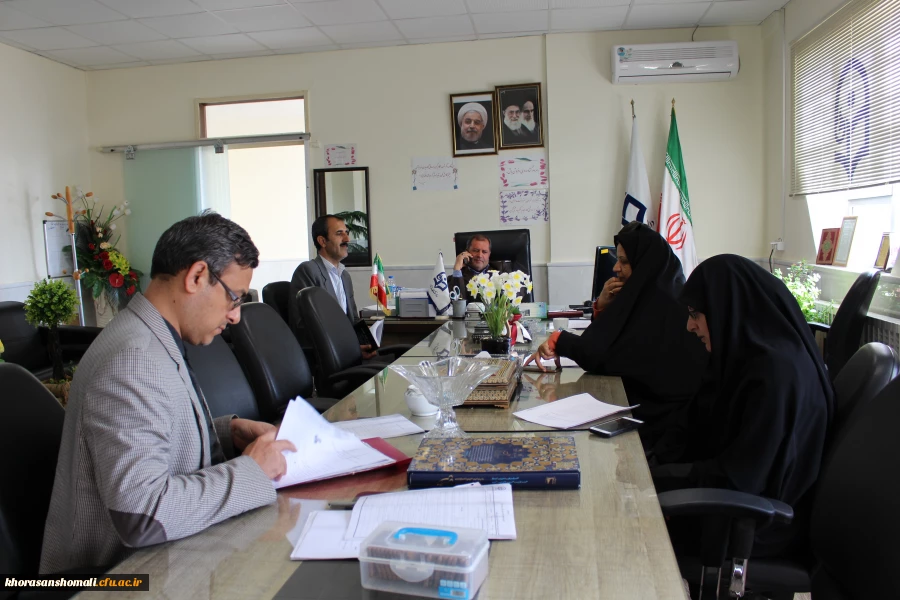 برگزاری جلسه هفته پژوهش دانشگاه فرهنگیان خراسان شمالی با حضور آقای دکتر صفرزاده  و اعضاء 5