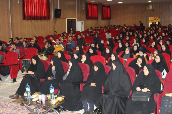 برگزاری همایش هفته آموزش  در سالن آمفی تئاتر مدیریت امور پردیس های استان خراسان شمالی 5