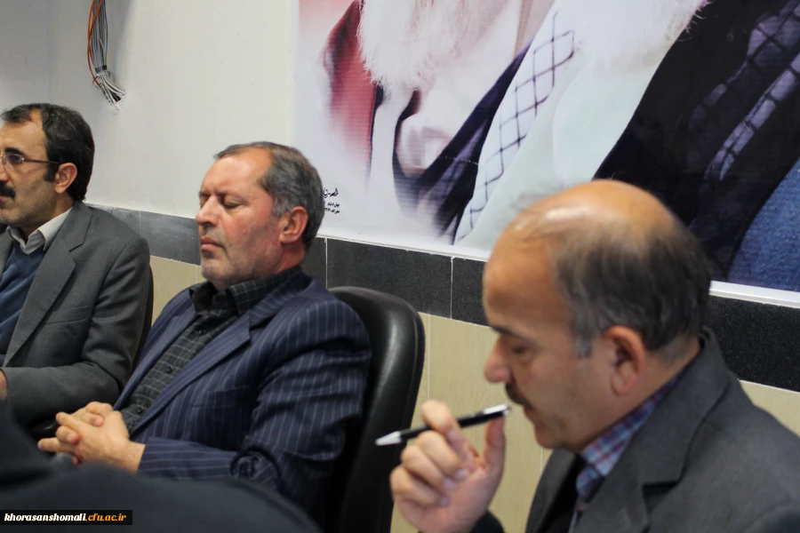 برگزاری جلسه شورای اداری و تودیع و معارفه معاون توسعه منابع و امور دانشجویی پردیس امام جعفر صادق(ع) 2