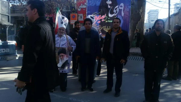 شرکت همکاران و دانشجویان دانشگاه فرهنگیان در مراسم 9 دی 3