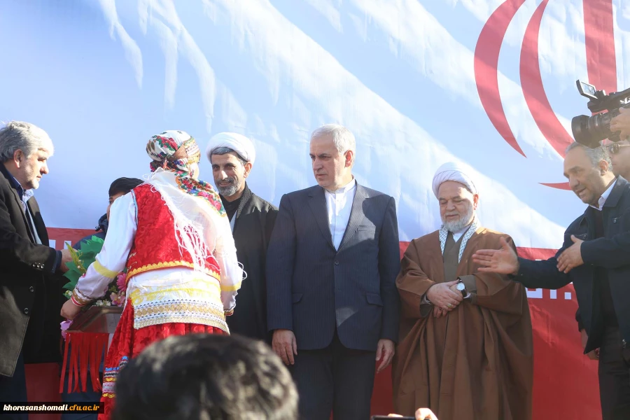 حضور همکاران در مراسم12 بهمن ماه 2