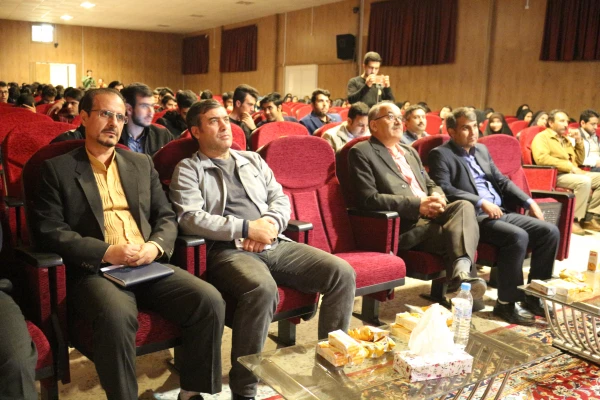 برگزاری شب شعر دانشجویی به نام پرستوهای غریب 6