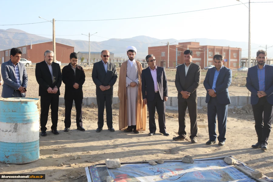 شروع اولین روز کاری همکاران دانشگاه فرهنگیان استان همراه با تجدید میثاق با دو شهید گمنام 4