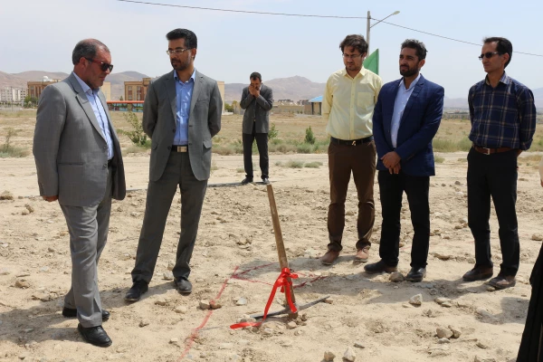 مراسم کلنگ زنی ساخت المان شهدای گمنام دانشگاه فرهنگیان خراسان شمالی انجام شد. 3