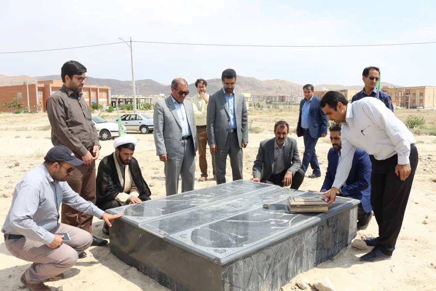 مراسم کلنگ زنی ساخت المان شهدای گمنام دانشگاه فرهنگیان خراسان شمالی انجام شد. 5