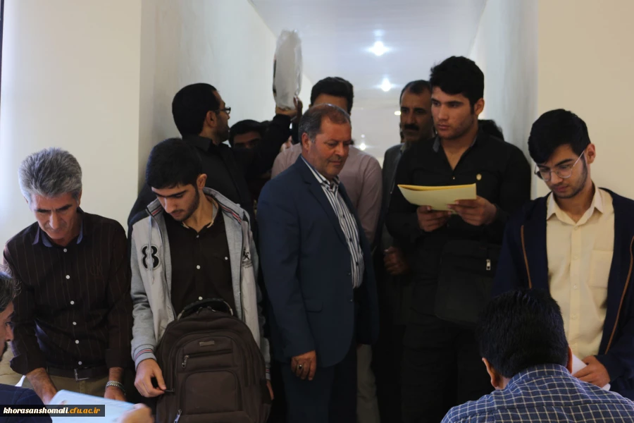 بازدید دکتر حبیب صفرزاده رئیس مدیریت امور پردیس های دانشگاه فرهنگیان خراسان شمالی از روند ثبت نام دانشجویان ورودی سال 1397 2