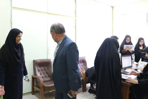 بازدید دکتر حبیب صفرزاده رئیس مدیریت امور پردیس های دانشگاه فرهنگیان خراسان شمالی از روند ثبت نام دانشجویان ورودی سال 1397 4