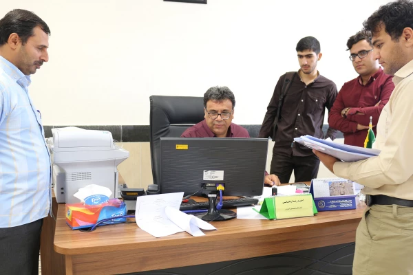 بازدید دکتر حبیب صفرزاده رئیس مدیریت امور پردیس های دانشگاه فرهنگیان خراسان شمالی از روند ثبت نام دانشجویان ورودی سال 1397 6