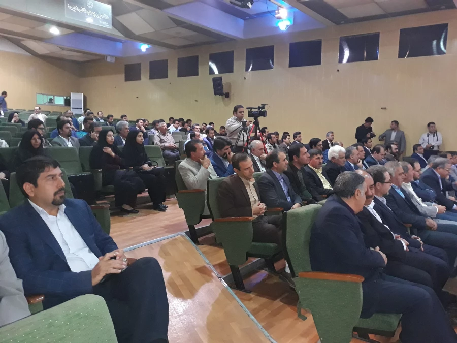 حضور دکتر صفرزاده سرپرست دانشگاه فرهنگیان در مراسم تکریم از مدیر کل نوسازی وتجهیز مدارس خراسان شمالی 3