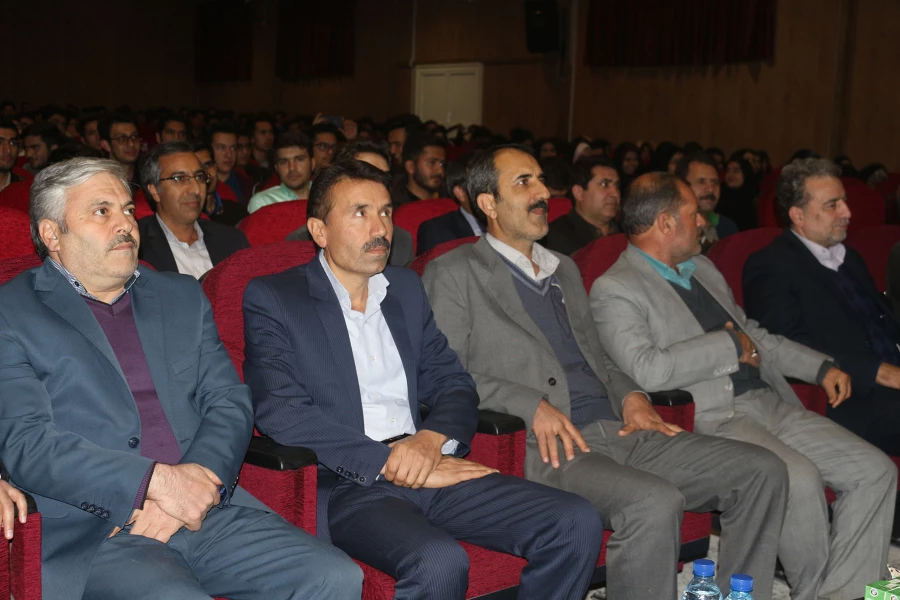 همایش هم اندیشی مشاوره، بهداشت و سلامت پردیس های دانشگاه فرهنگیان خراسان شمالی با حضور مدیر کل مشاوره، بهداشت و سلامت دانشگاه فرهنگیان کشور با حضور گسترده دانشجویان و همکاران برگزار شد. 5