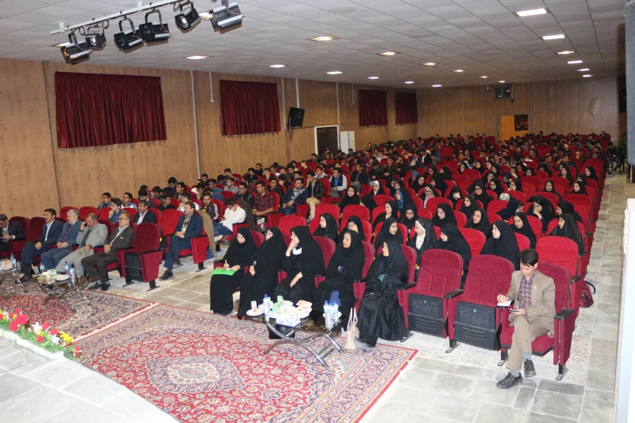 همایش هم اندیشی مشاوره، بهداشت و سلامت پردیس های دانشگاه فرهنگیان خراسان شمالی با حضور مدیر کل مشاوره، بهداشت و سلامت دانشگاه فرهنگیان کشور با حضور گسترده دانشجویان و همکاران برگزار شد. 3