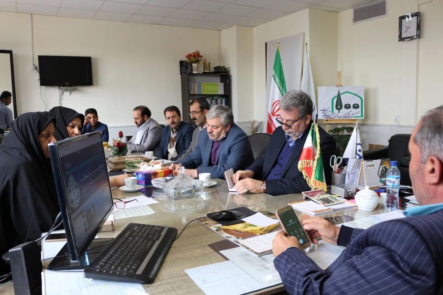 دکتر صفر زاده در نشست هم اندیشی مشاوره و سلامت در دفتر  مدیریت استان بیان کرد:
اهمیت مشاوره بر کسی پوشیده نیست 5