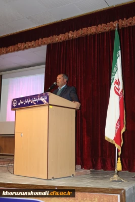 دکتر صفرزاده در نشست توجیهی مهارت آموزان ماده 28 دانشگاه فرهنگیان خراسان شمالی گفت:
دنیا وام دار معلمان اهل و اثر گذار است.