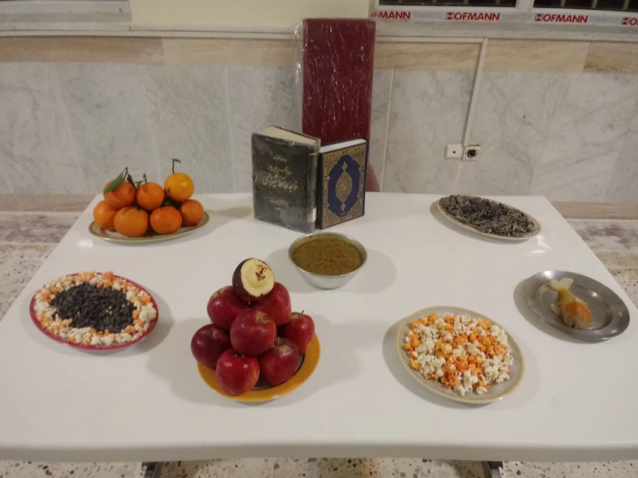 مراسم شب یلدا ، با حضور تعداد کثیری از دانشجویان پردیس امام محمد باقر(ع) در سراهای دانشجویی برگزار گردید. 2