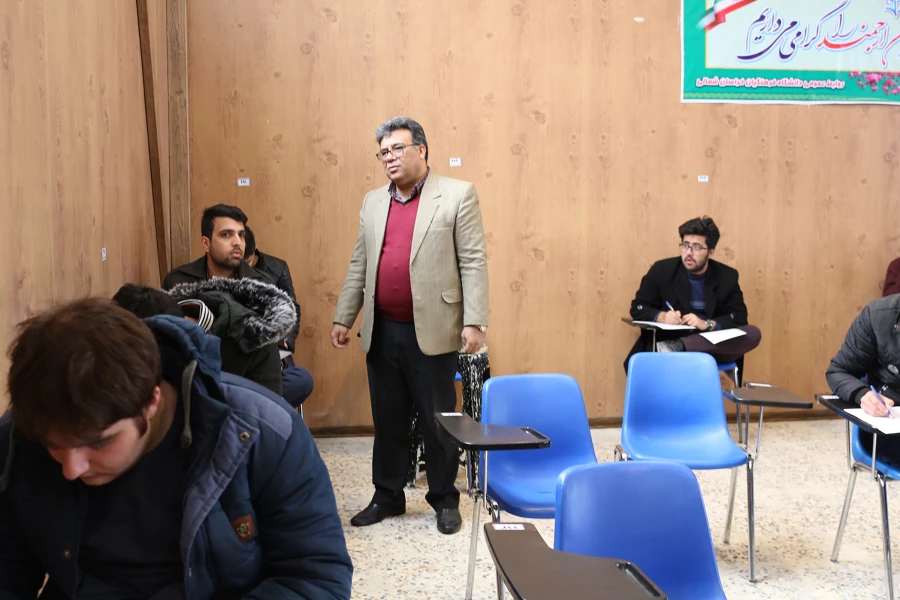 حضور دکتر صفرزاده سرپرست دانشگاه فرهنگیان خراسان شمالی از روند 
برگزاری امتحانات پایان ترم دانشجویان پردیس های خراسان شمالی 6