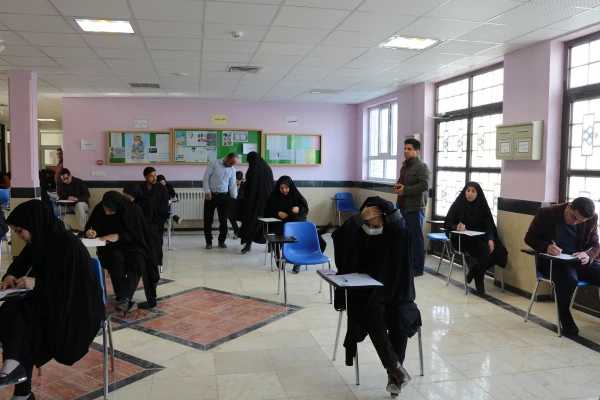 بازدید دکتر صفرزاده سرپرست دانشگاه فرهنگیان خراسان شمالی از روند برگزاری امتحانات پایان ترم 
دانشجویان ماده 28 /پردیس امام محمد باقر(ع) 2