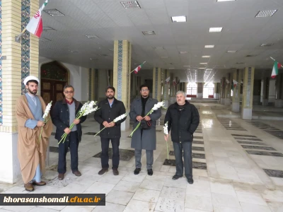 حضور کارکنان پردیس امام محمد باقر(ع) در گلزار شهداء بجنورد به مناسبت چهلمین سالگرد پیروزی انقلاب اسلامی ایران