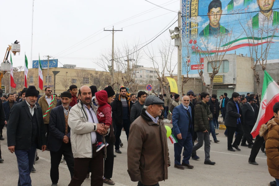 حضور کارکنان، اساتید و دانشجویان دانشگاه فرهنگیان خراسان شمالی در چهلمین سالگرد جشن پیروزی شکوهمند انقلاب اسلامی ایران در کنار مردم شهرستان بجنورد به روایت تصویر 6