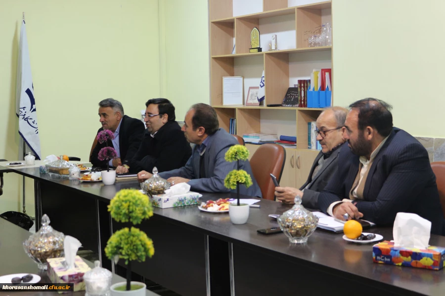 نشست هم اندیشی سرپرست دانشگاه فرهنگیان خراسان شمالی با مدیر کل آموزش و پرورش خراسان شمالی در خصوص جذب دانشجو برای سال 1398 2