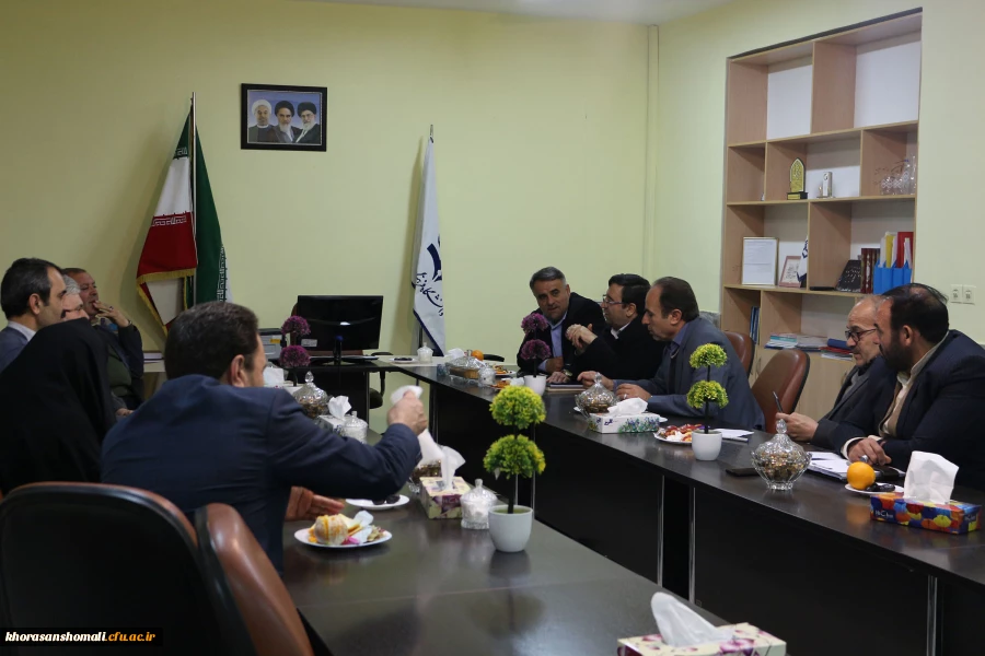 نشست هم اندیشی سرپرست دانشگاه فرهنگیان خراسان شمالی با مدیر کل آموزش و پرورش خراسان شمالی در خصوص جذب دانشجو برای سال 1398 4