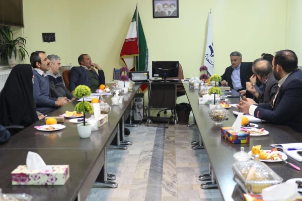 نشست هم اندیشی سرپرست دانشگاه فرهنگیان خراسان شمالی با مدیر کل آموزش و پرورش خراسان شمالی در خصوص جذب دانشجو برای سال 1398 5