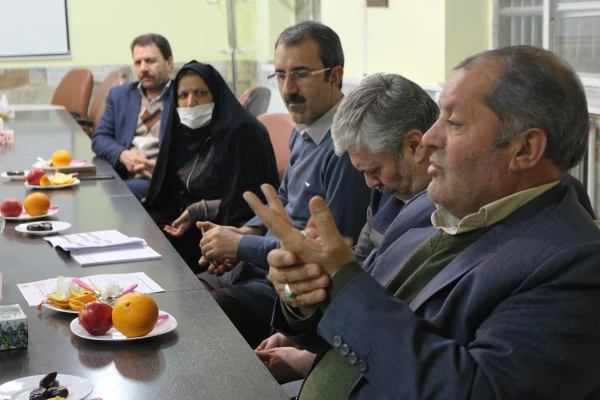 نشست هم اندیشی سرپرست دانشگاه فرهنگیان خراسان شمالی با مدیر کل آموزش و پرورش خراسان شمالی در خصوص جذب دانشجو برای سال 1398 7