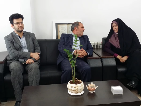 نشست صمیمی دکتر صفرزاده (مدیر کل سابق فرهنگ و ارشاد اسلامی استان گلستان) با مدیر کل فرهنگ و ارشاد اسلامی استان گلستان 2