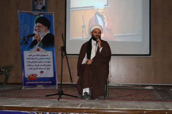 برگزاری مراسم  سالگرد دو شهید گمنام و اولین یادواره شهدای دانشجو معلمان دانشگاه فرهنگیان خراسان شمالی 6