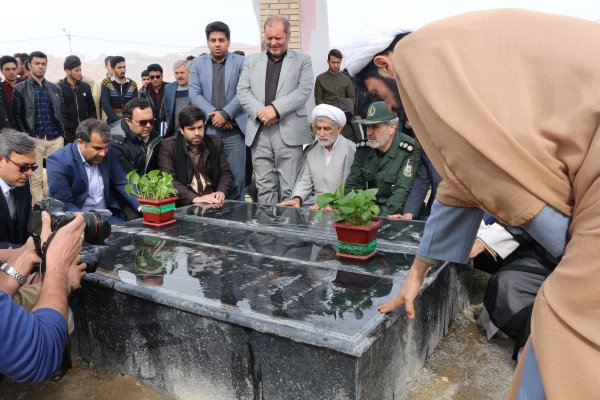 برگزاری مراسم  سالگرد دو شهید گمنام و اولین یادواره شهدای دانشجو معلمان دانشگاه فرهنگیان خراسان شمالی 19
