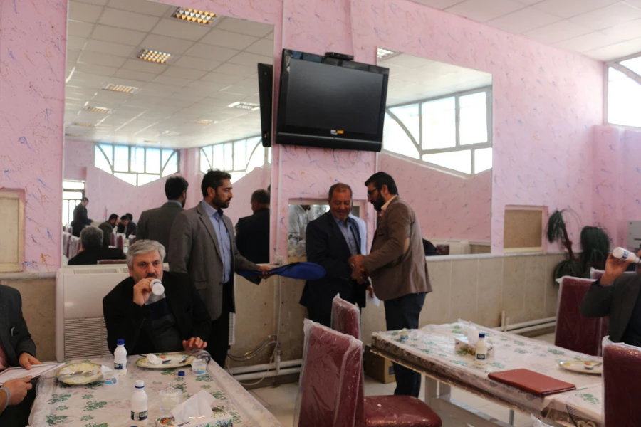 آخرین جلسه شورای اداری سال 1397 پردیس های دانشگاه فرهنگیان خراسان شمالی برگزار شد

 12