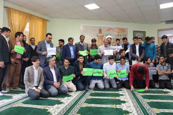 دانشجویان و کارکنان پردیس های دانشگاه فرهنگیان استان خراسان شمالی  مخالف تروریستی خواندن سپاه اند. 4