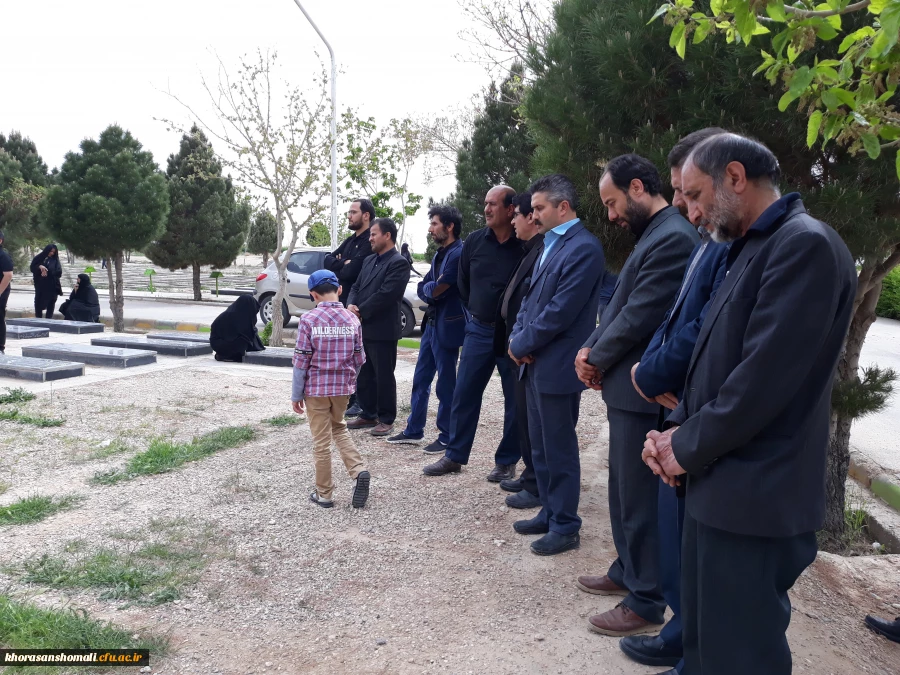 شرکت دانشجو معلمان پردیس امام جعفر صادق(ع) خواهران و جمعی از کارکنان پردیس های خراسان شمالی در مراسم چهلمین روز درگذشت دانشجو معلم عاطفه تقی زاده 4