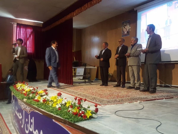 برپایی مراسم جشن دهه سرآمدی آموزش توسط مهارت آموزان ماده 28 دانشگاه فرهنگیان خراسان شمالی 3